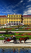 Austria, Vienna, Pferdekutsche Schlo Schnbrunn (Castle Schoenbrunn), Photo Nr.: W1381