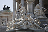 Vienna, Parlament, Statue, Photo Nr.: W5686