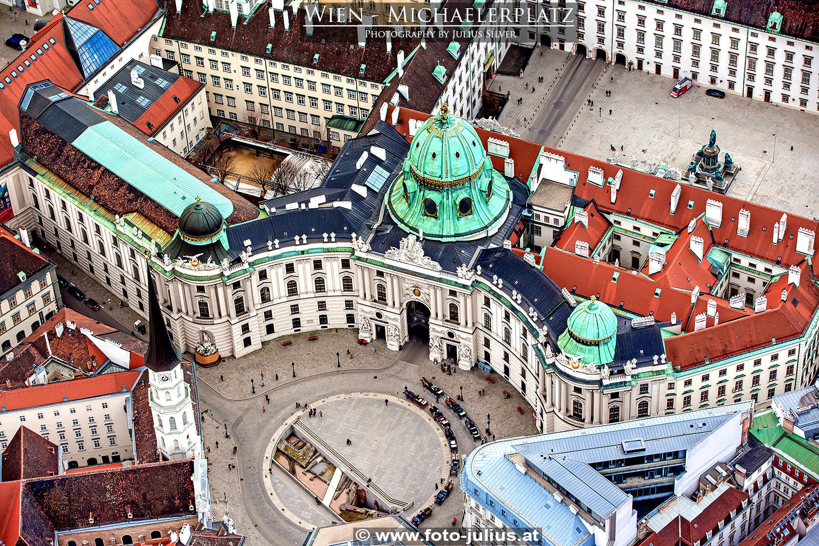 W6460a_Michaelerplatz_Hofburg_Wien.jpg, 1,1MB