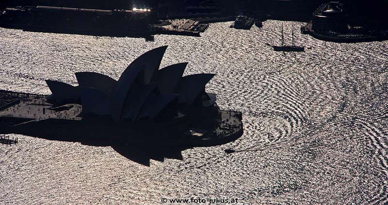 australia_450.jpg