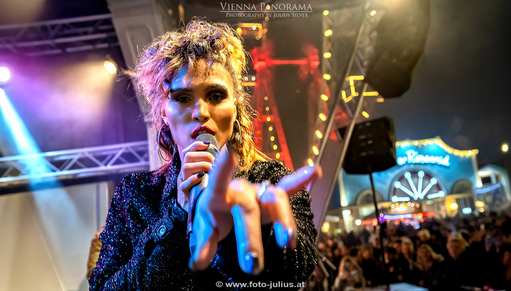W7519a_pano_Wintermarkt.jpg, 623kB