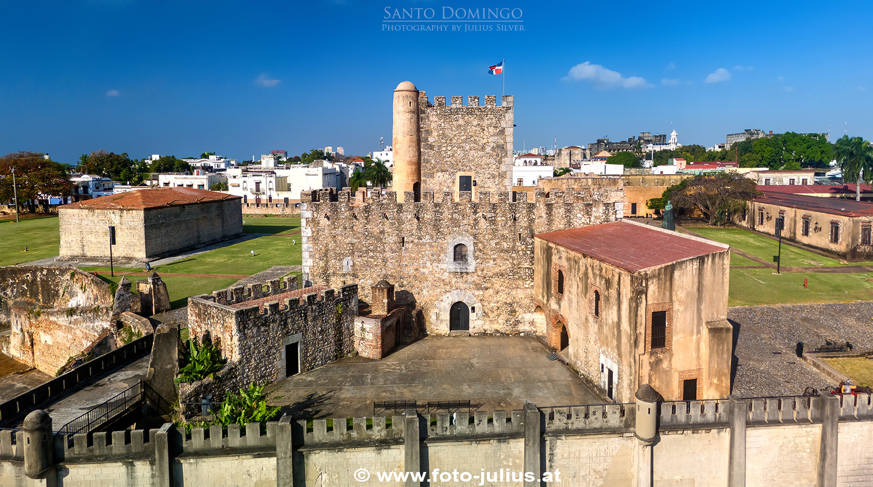 263a_Santo_Domingo.jpg, 995kB