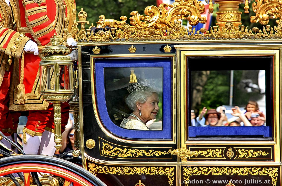 queen elizabeth ii travel to london