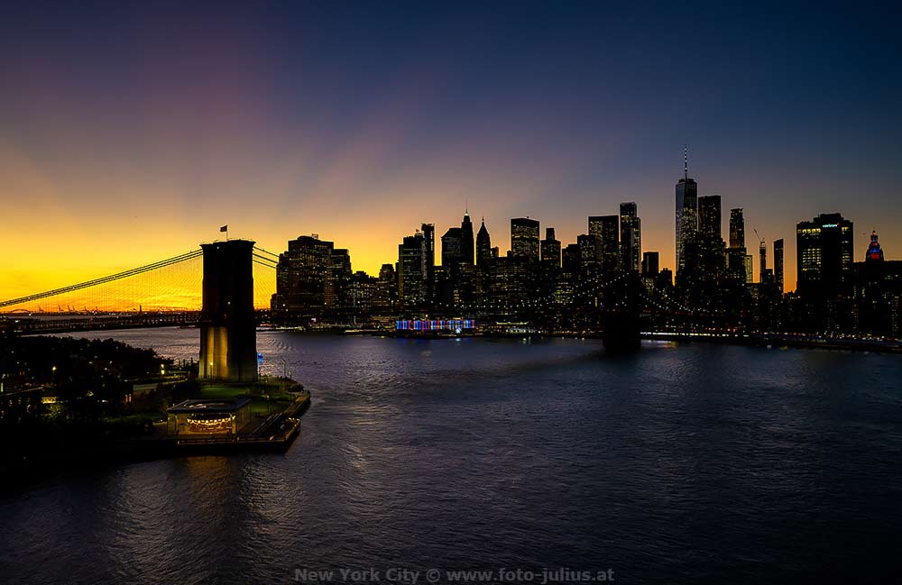 New_York_City_006_Sunset_Manhattan.jpg, 68kB