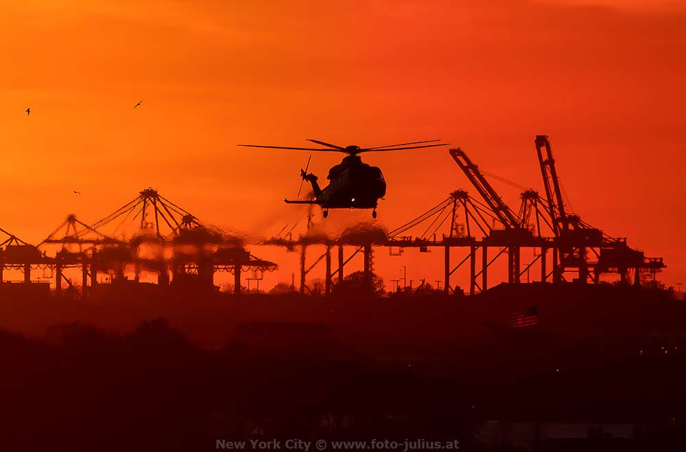 New_York_City_008_Helicopter.jpg, 41kB