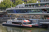 Vienna, Donaukanal, Twin City Liner, Anlegestelle, Photo Nr.: W5701