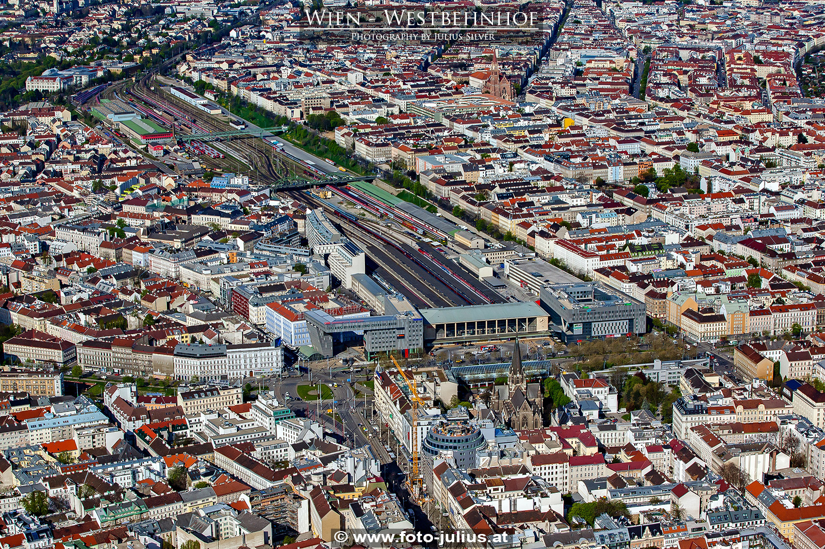 W6279a_Westbahnhof_Wien.jpg, 1,4MB