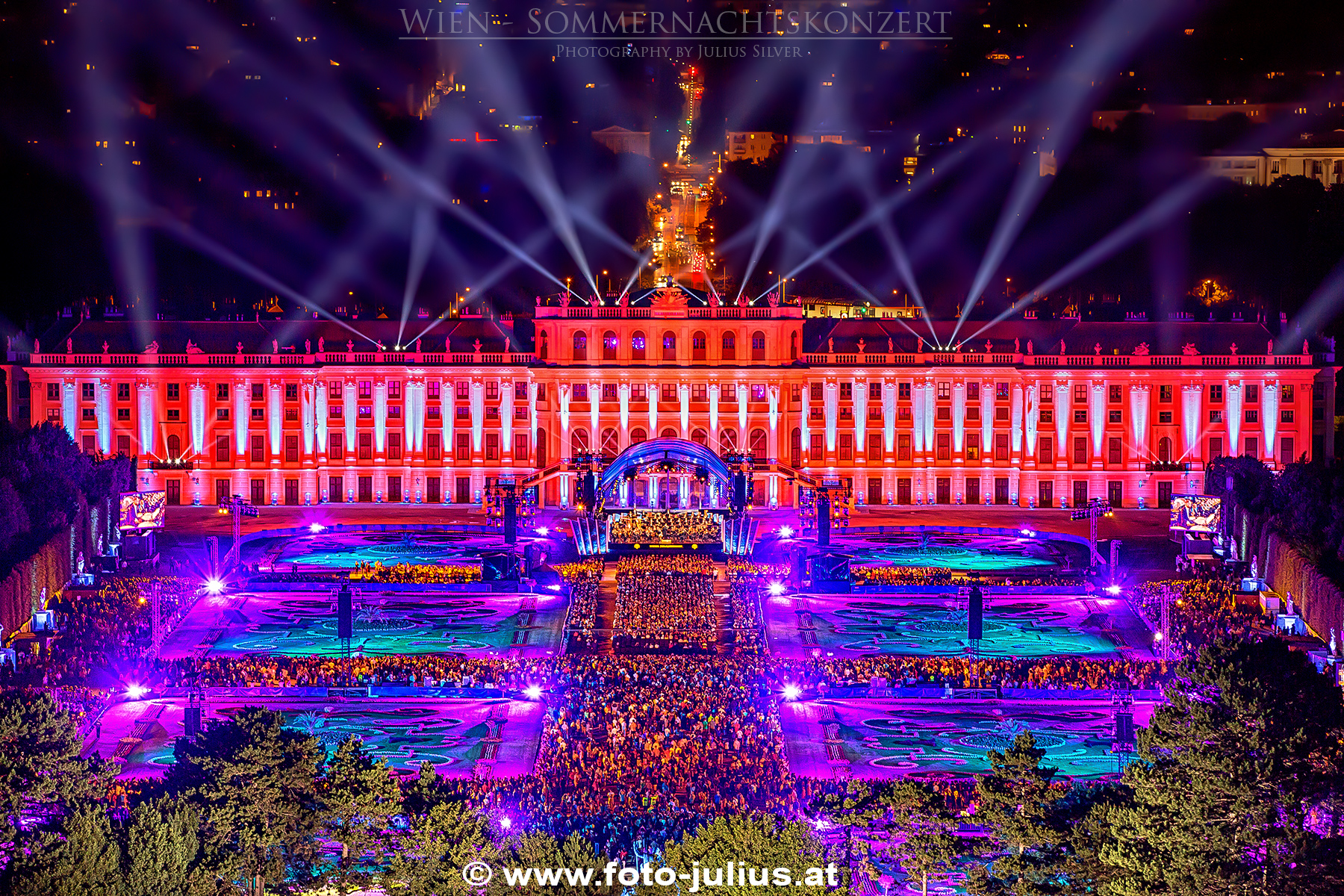 W7009a_Sommernachtskonzert_Wien.jpg, 2,4MB