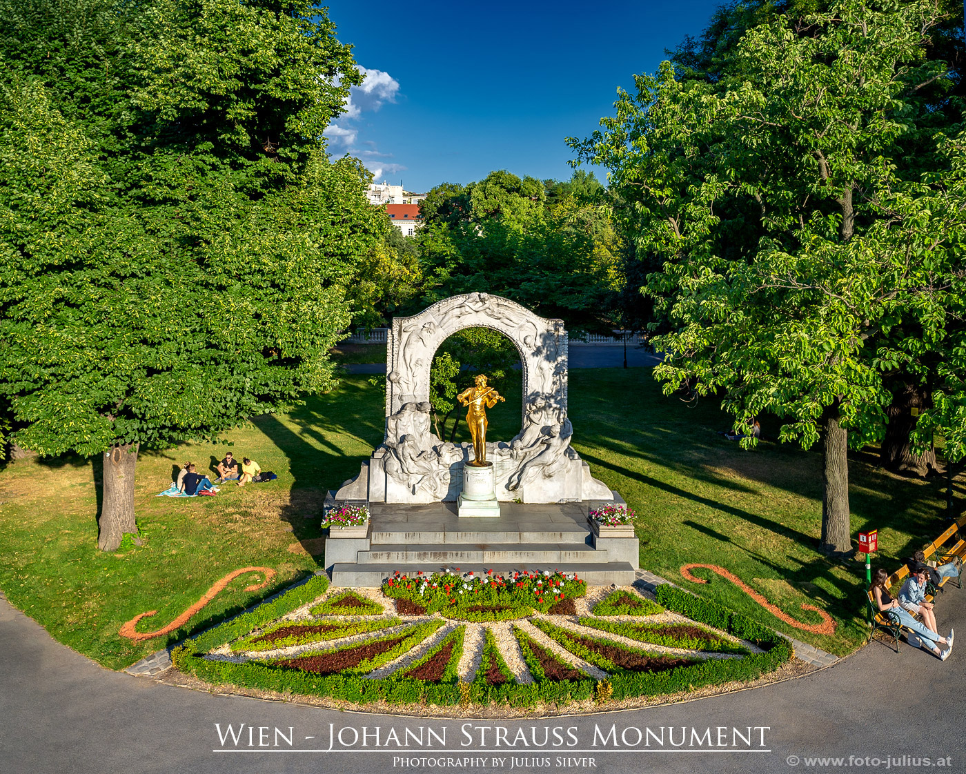 W7170a_Wien_Stadtpark_Johann_Strauss_Monument.jpg, 1,0MB
