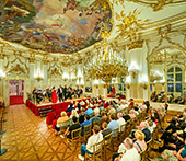 W8055_Schonbrunn_Palace_Concerts.jpg, 22kB
