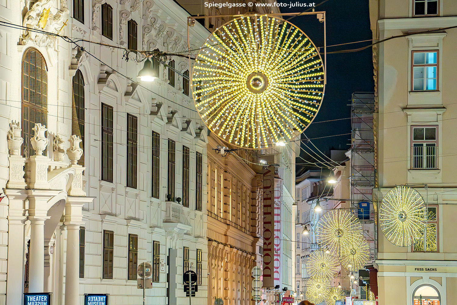W8243a_Spiegelgasse.jpg, 991kB