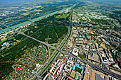 Austria, Vienna, Gasometer, Praterpark, Autobahn A23, Photo Nr.: W2455