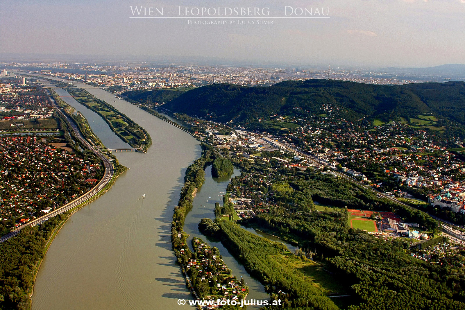 W3555a_Donau_Wien.jpg, 797kB